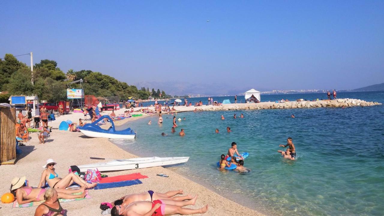 Apartment Anna Kastela Bagian luar foto